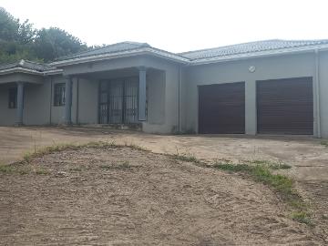 House to rent in Vulamehlo Local Municipality - Parking