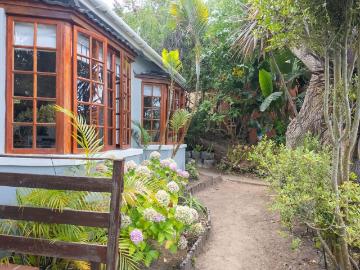 3 Bedroom House To Let in Paradise