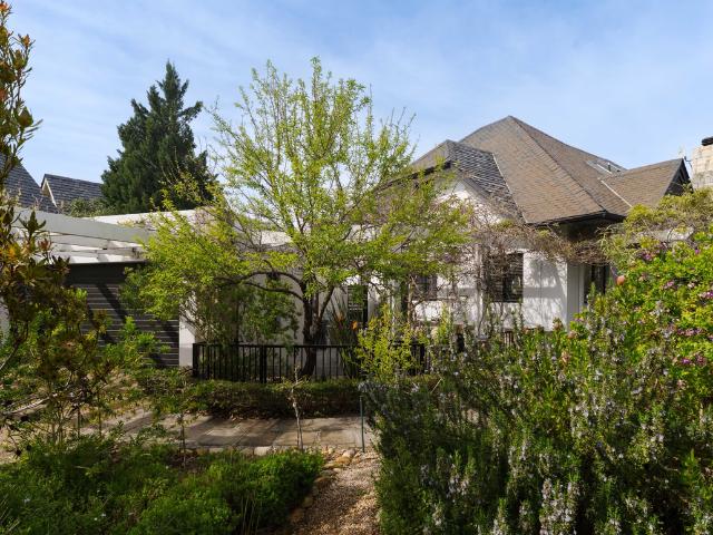 3 Bedroom House To Let in Pearl Valley Golf & Country Estate