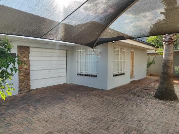 3 Bedroom House To Let in Risiville