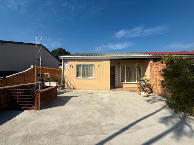 3 Bedroom House To Let in Sunford