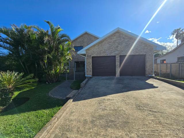 3 Bedroom House To Let in Sunrise On Sea