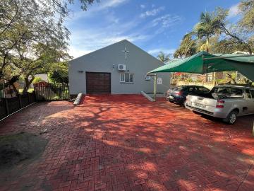 3 Bedroom House To Let in Safari Gardens