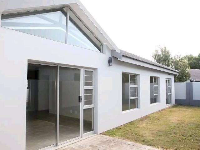 3 Bedroom House To Let in Secunda
