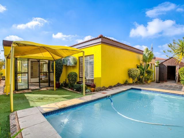 3 Bedroom House To Let in Sharonlea