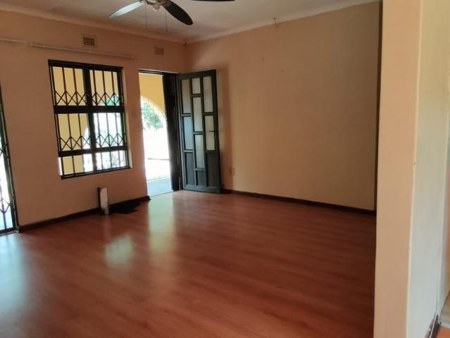 3 Bedroom House To Let in Shulton Park