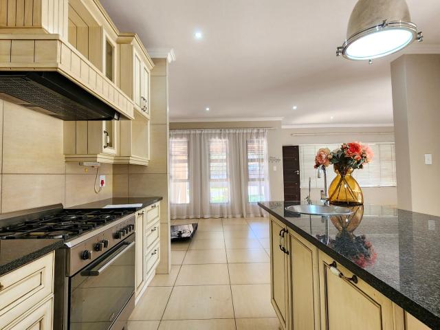 3 Bedroom House To Let in Tuscany Ridge