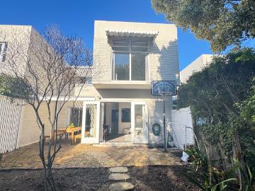 3 Bedroom House To Let in Tokai