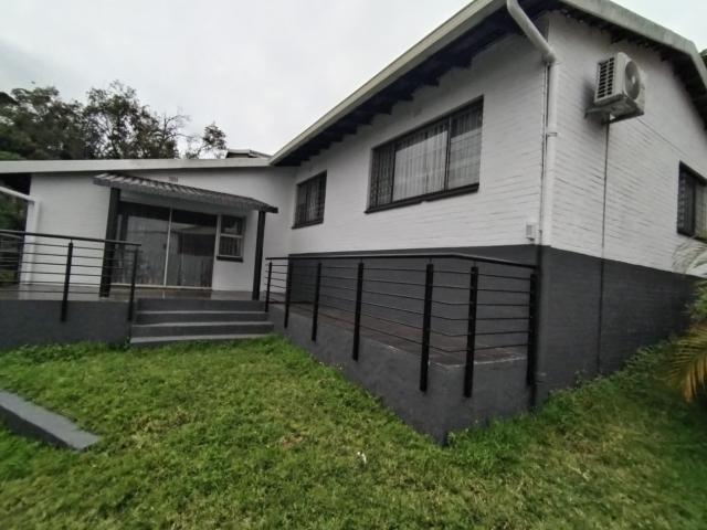 3 Bedroom House To Let in Umgeni Park