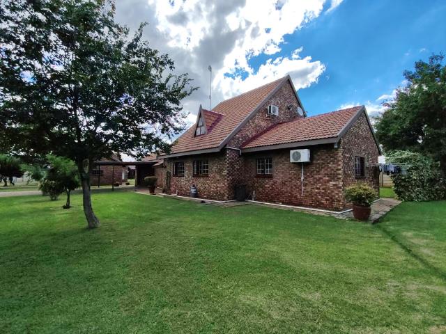 3 Bedroom House To Let in Unitas Park