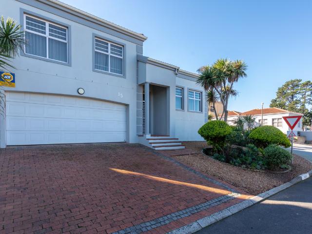 3 Bedroom House To Let in Van Riebeeckshof