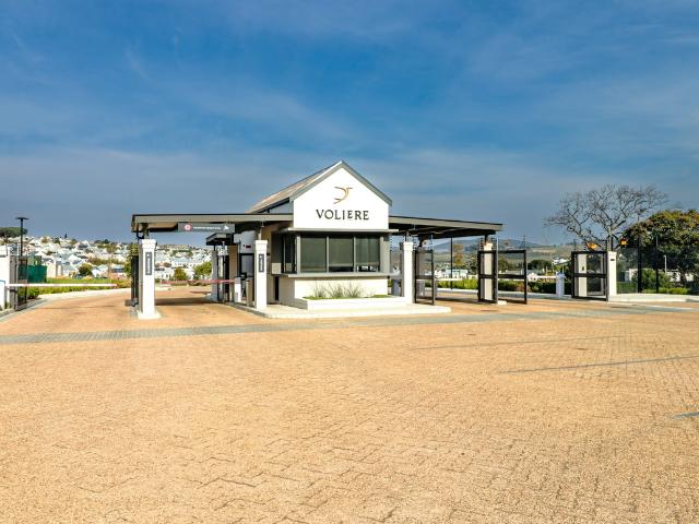 3 Bedroom House To Let in Voliere Estate