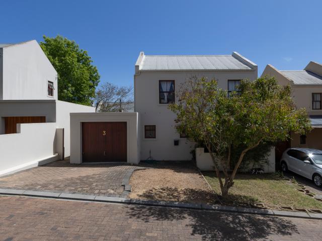 3 Bedroom House To Let in Welgevonden