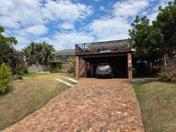3 Bedroom House To Let in Winterstrand