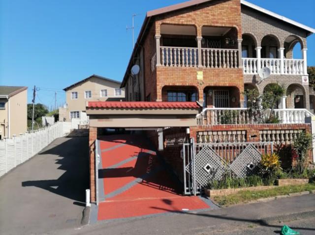 3 Bedroom House To Let in Woodhurst