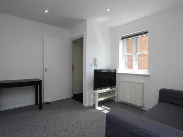 3 bedroom house to let, Stoke Park, Bristol | Ocean Estate Agents