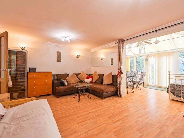 3 bedroom house to rent