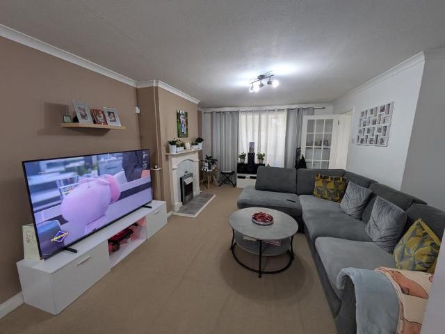 3 bedroom house to rent