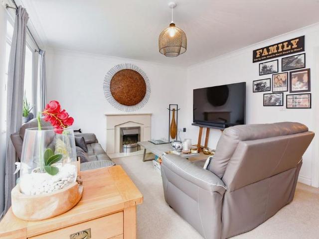 3 bedroom house to rent