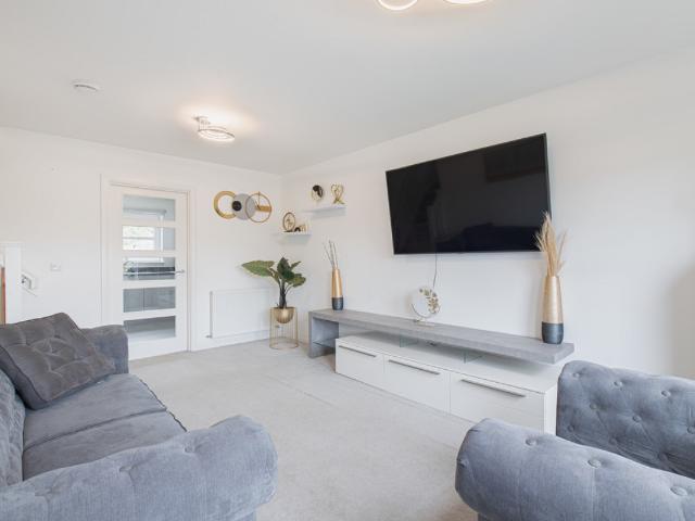3 bedroom House To Rent