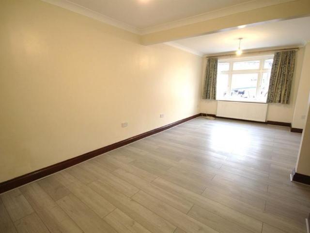 3 bedroom House To Rent