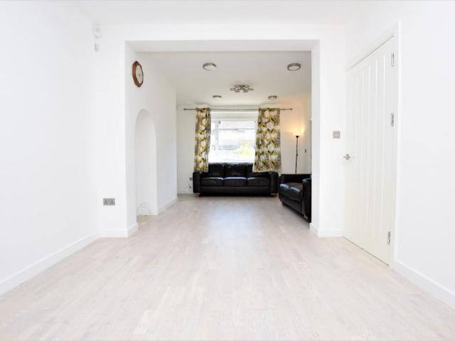 3 bedroom House To Rent