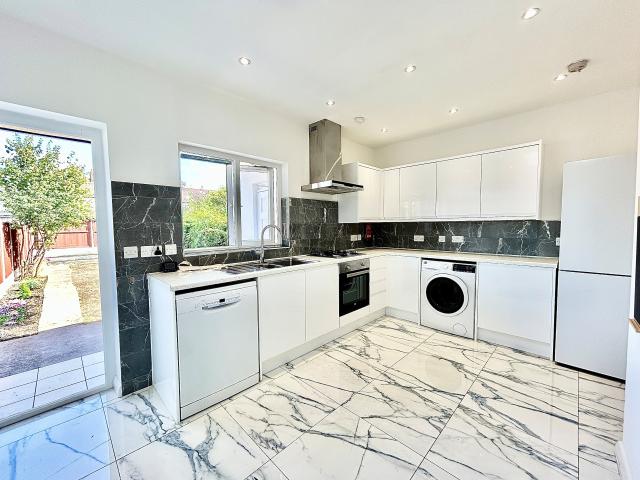 3 bedroom house to rent