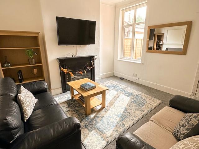 3 bedroom house to rent