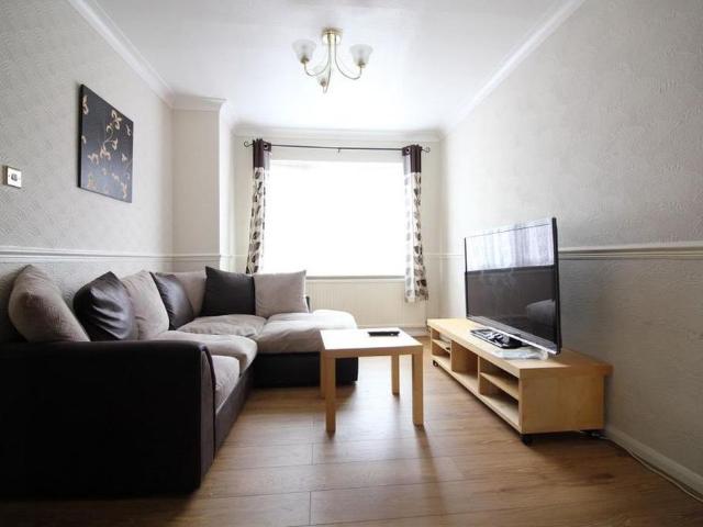 3 bedroom house to rent