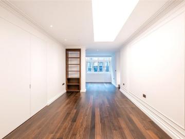 Mayfair, London, Greater London - Parking
