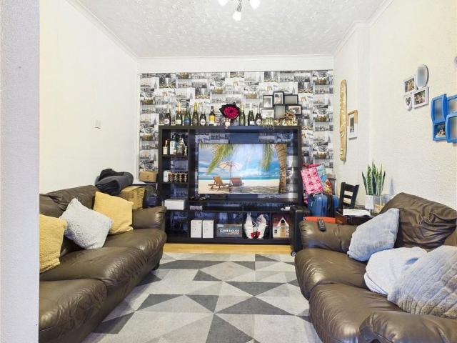 3 bedroom house to rent