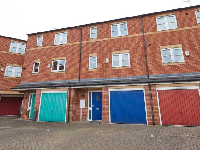 3 bedroom house to rent