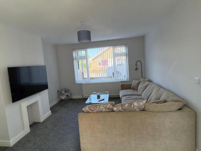3 bedroom house to rent