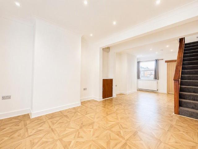 3 bedroom house to rent