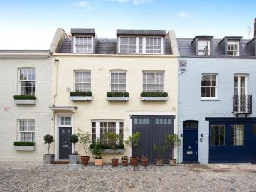 Belgravia, London, Greater London - Equipped kitchen