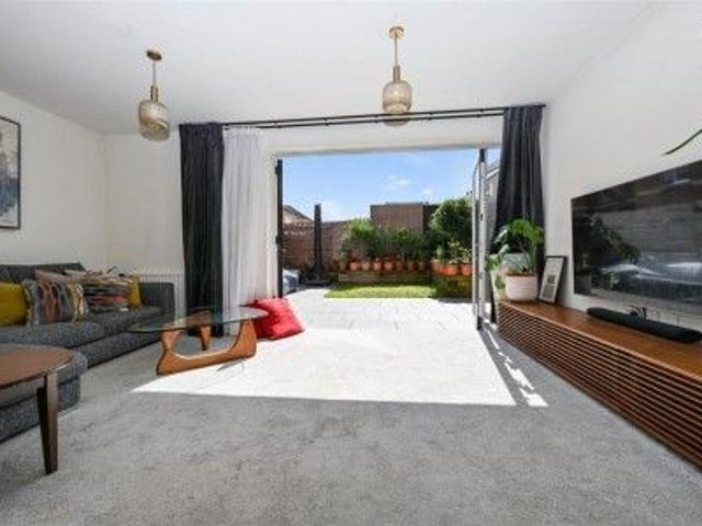 3 bedroom House To Rent