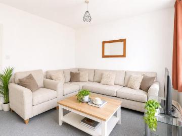 Sheffield, South Yorkshire, Midlands - Equipped kitchen