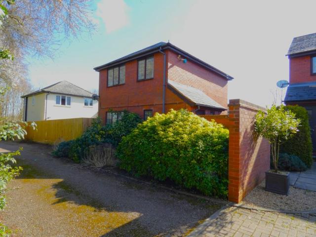 3 bedroom House To Rent