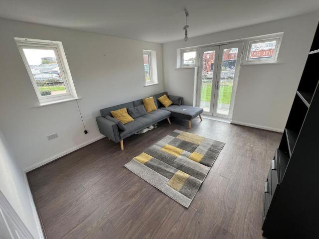 3 bedroom house to rent