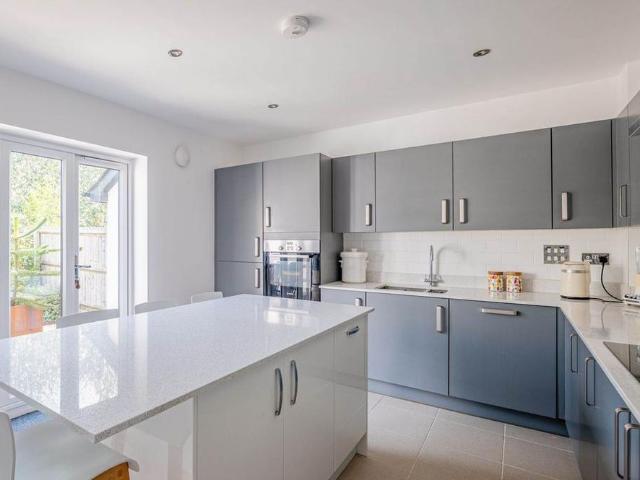 3 bedroom house to rent