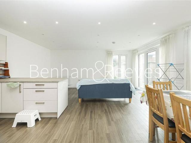 3 bedroom house to rent