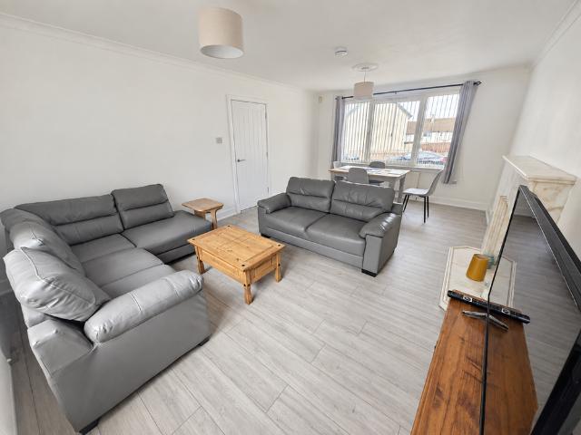 3 bedroom house to rent