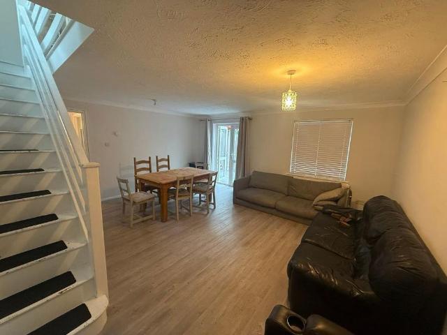 3 bedroom house to rent