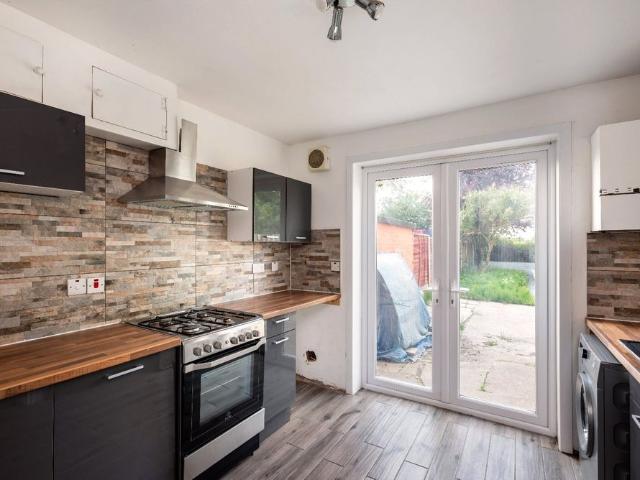 3 bedroom house to rent