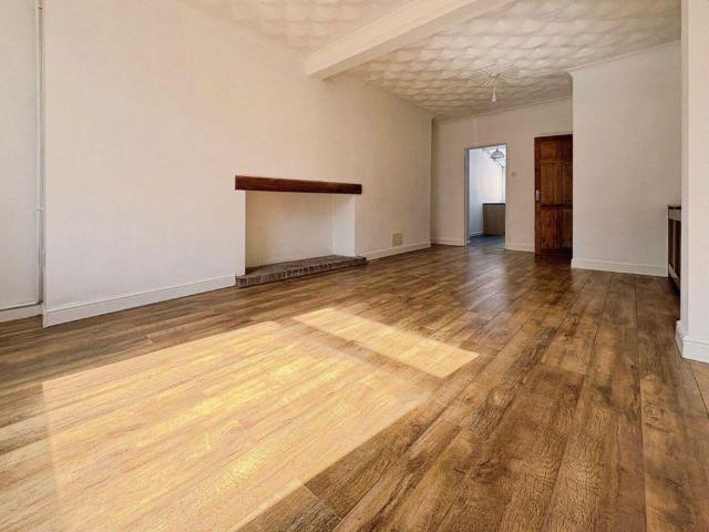3 bedroom house to rent