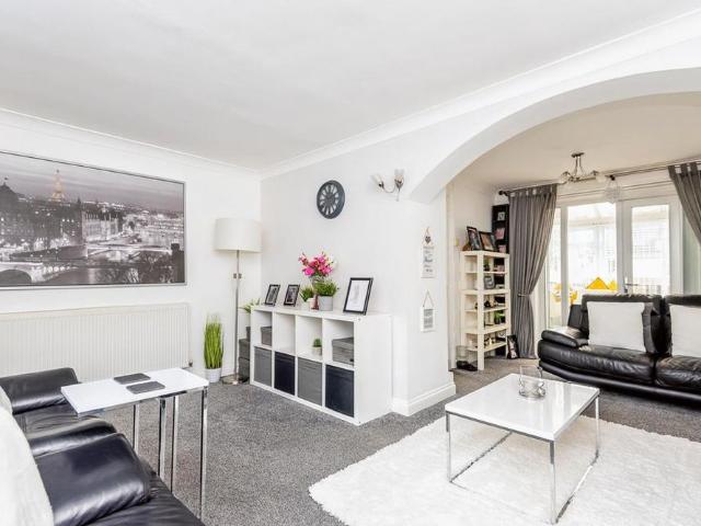 3 bedroom house to rent