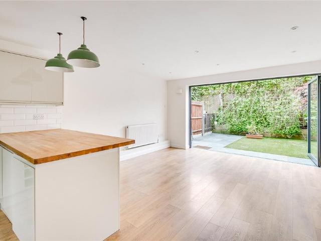 3 bedroom house to rent