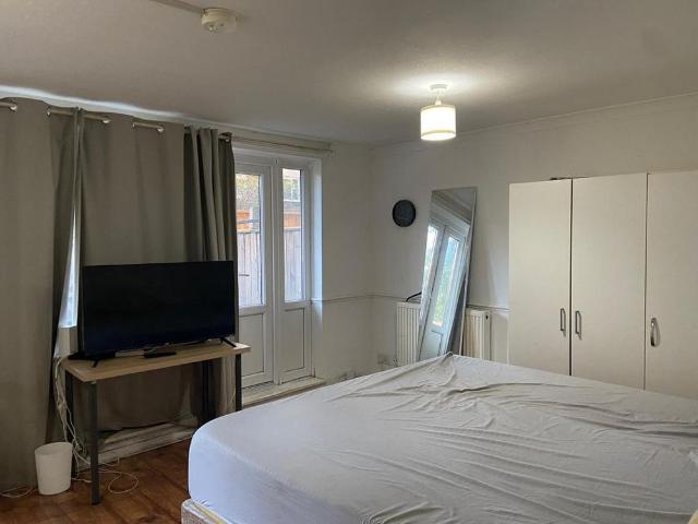 3 bedroom house to rent
