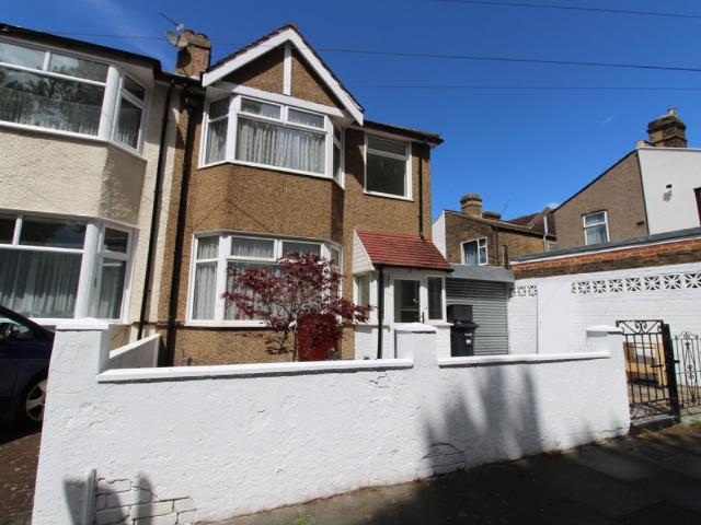 3 bedroom House To Rent