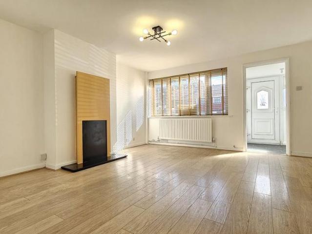 3 bedroom house to rent